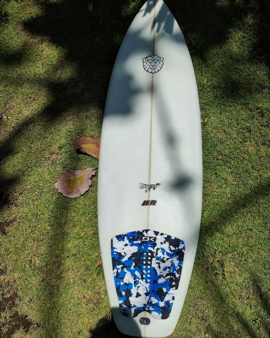 Surfboard 5'7 29.4L, photo 1