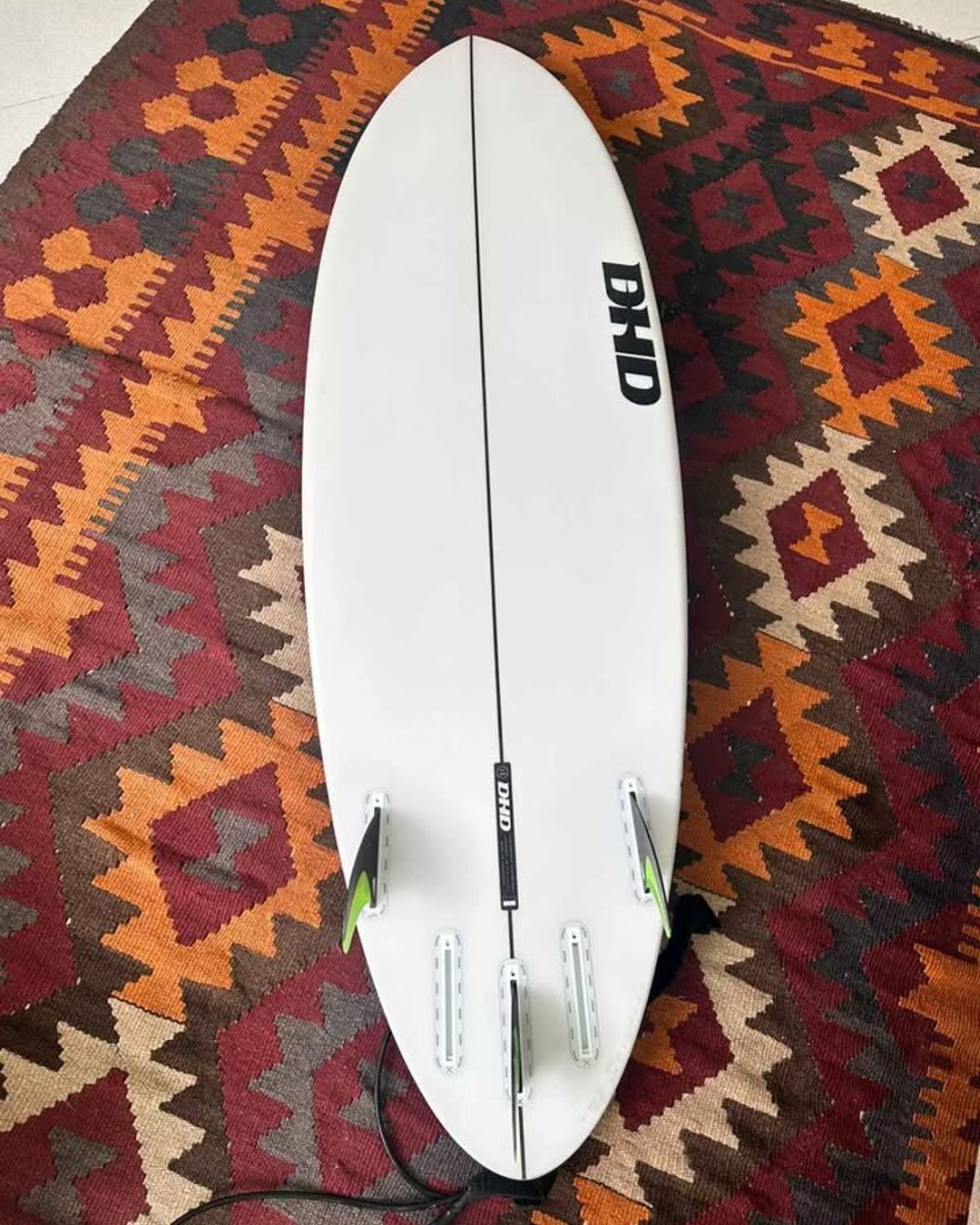 DHD Black Diamond 5'10 32L