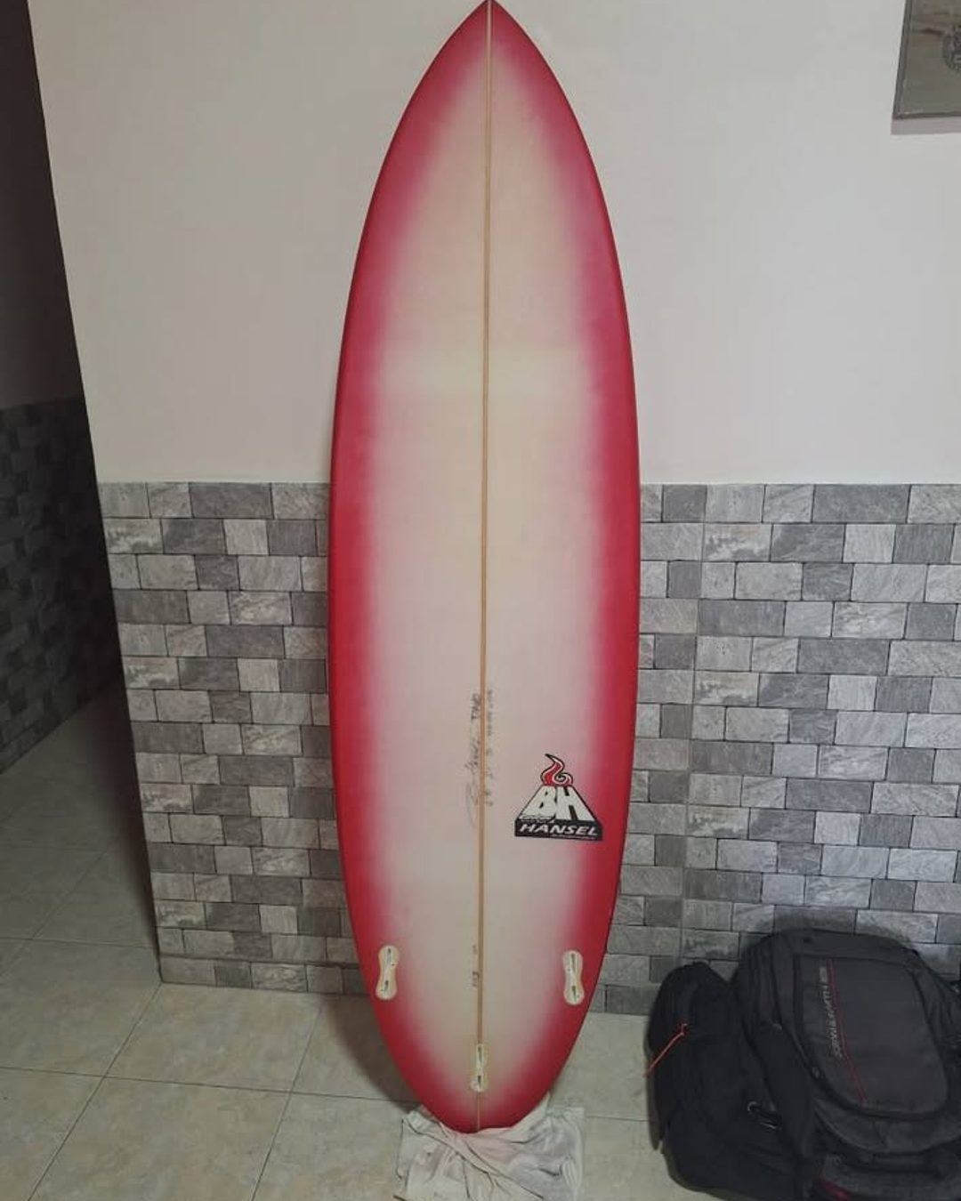 Bruce Hansel 6'8 round tail, photo 2