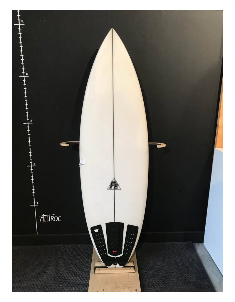 FE 4’11.5", photo 1
