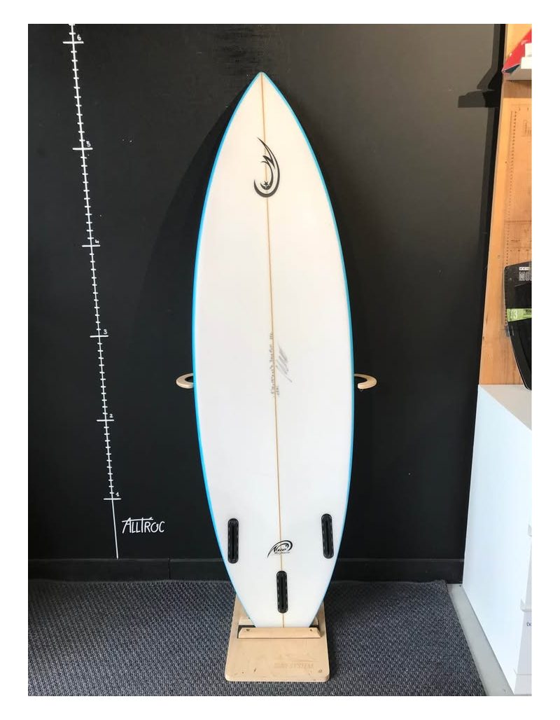 Mao Surfboards Backflip 5’10, photo 2