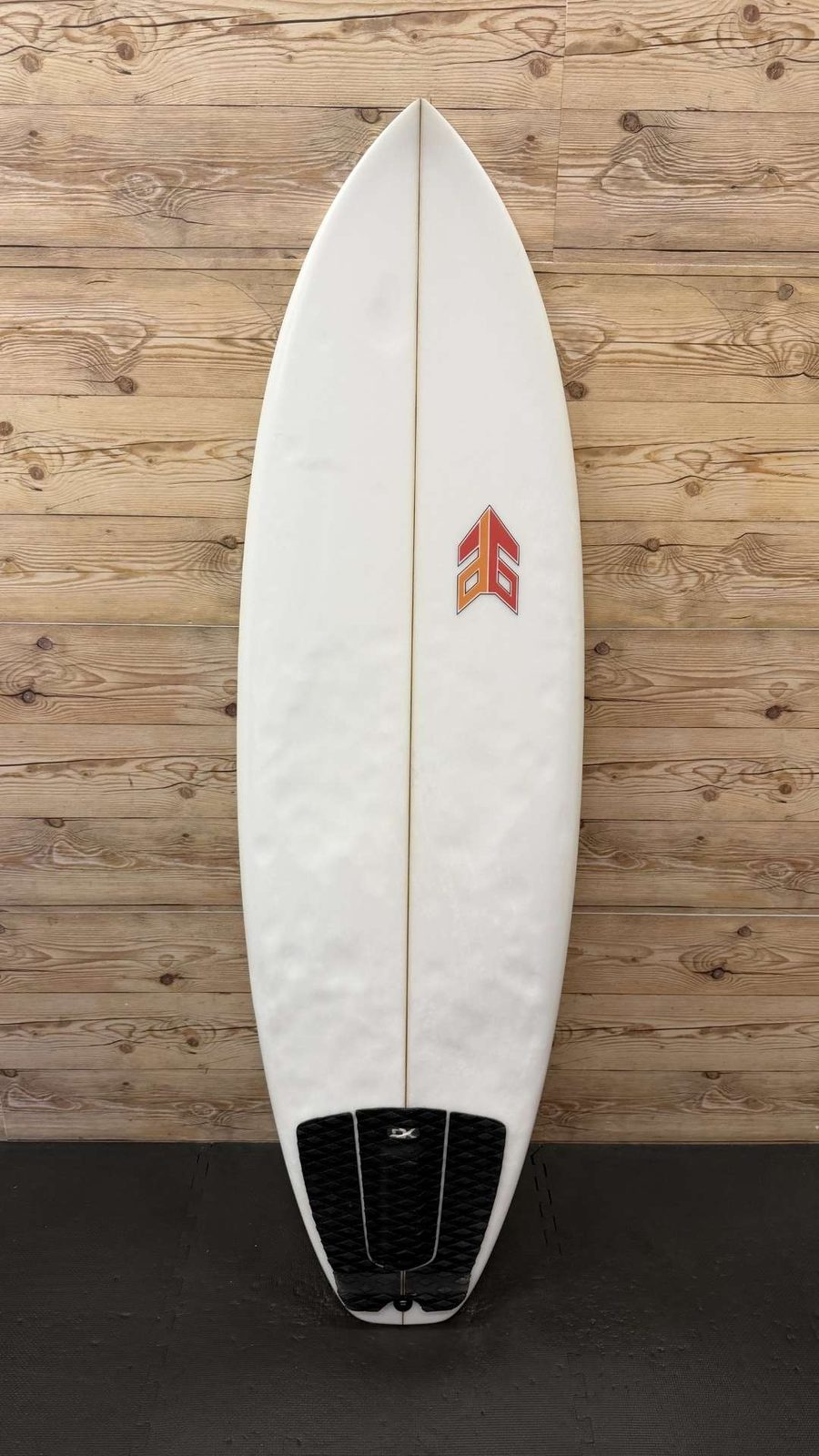 Fuster 5'8", photo 2