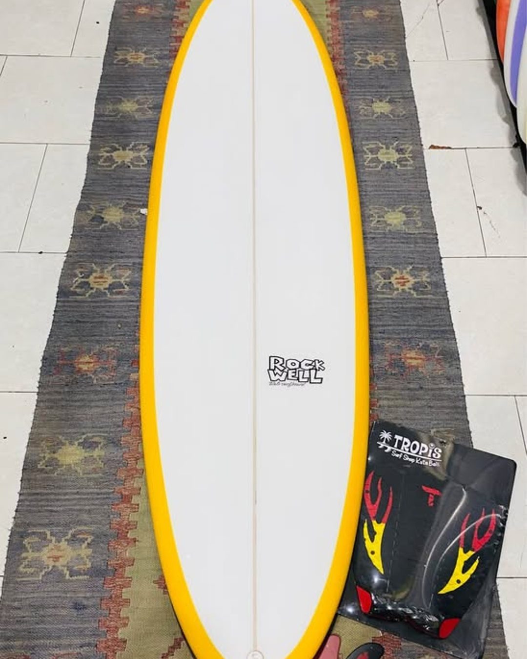 Rockwell mid-length 7'1 50L, new